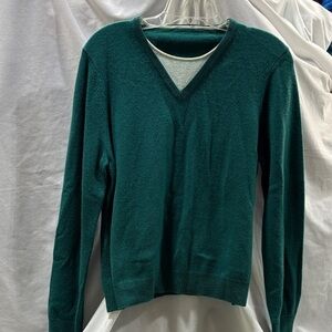 Lands End 100% Cashmere green and cream V neck long sleeve sweater